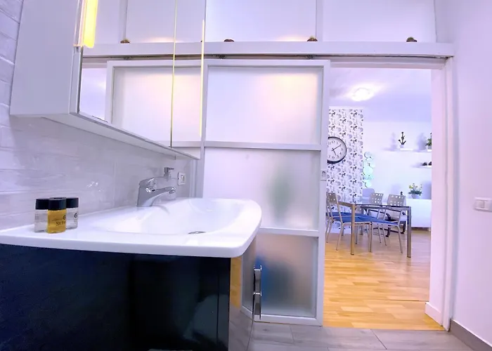 Tropicalidays Paraiso Seafront Apartament *